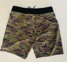 Load image into Gallery viewer, Camo Boardies